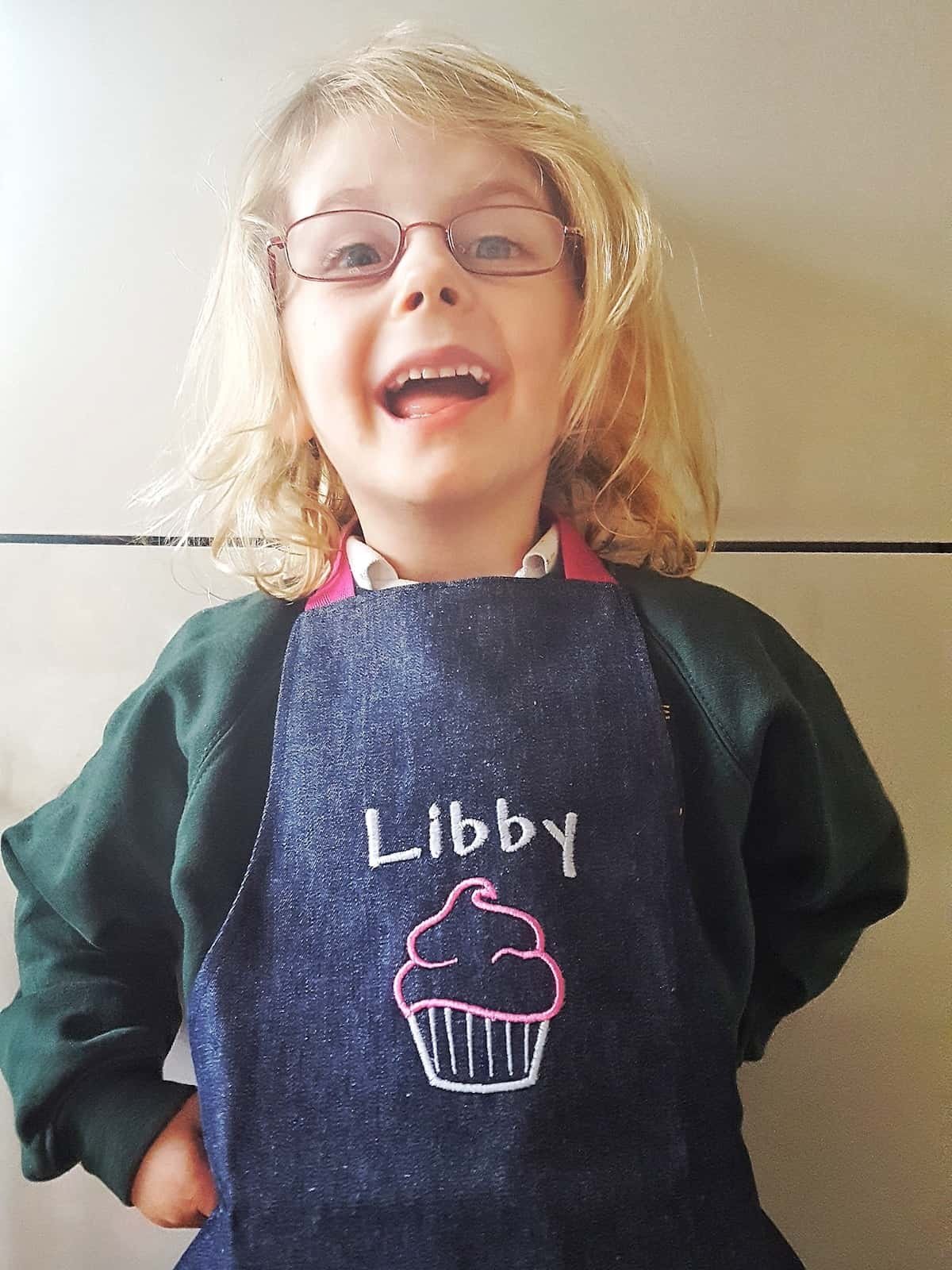 Arty apple focus is on quality, affordability and the personal touch that comes with each item being specially made for the child who will receive it. We have reviewed the personalised girls' aprons and you have the chance to win one. 