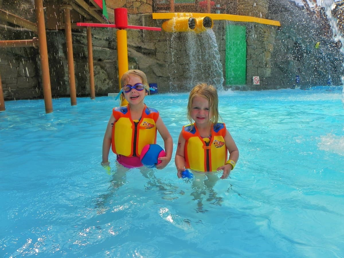 Putting our Konfidence swim jackets to the test at Alton Towers waterpark