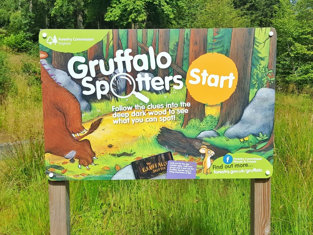 Gruffalo spotters sign 