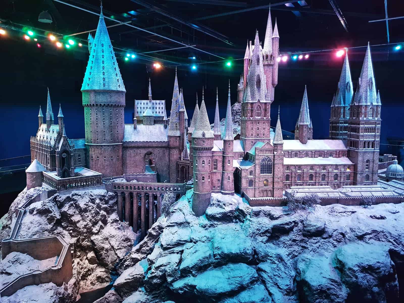 hogwarts in the snow model