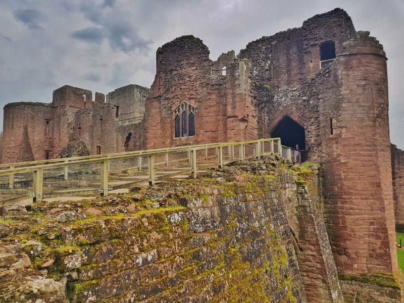 A dog friendly family day out at Goodrich Castle