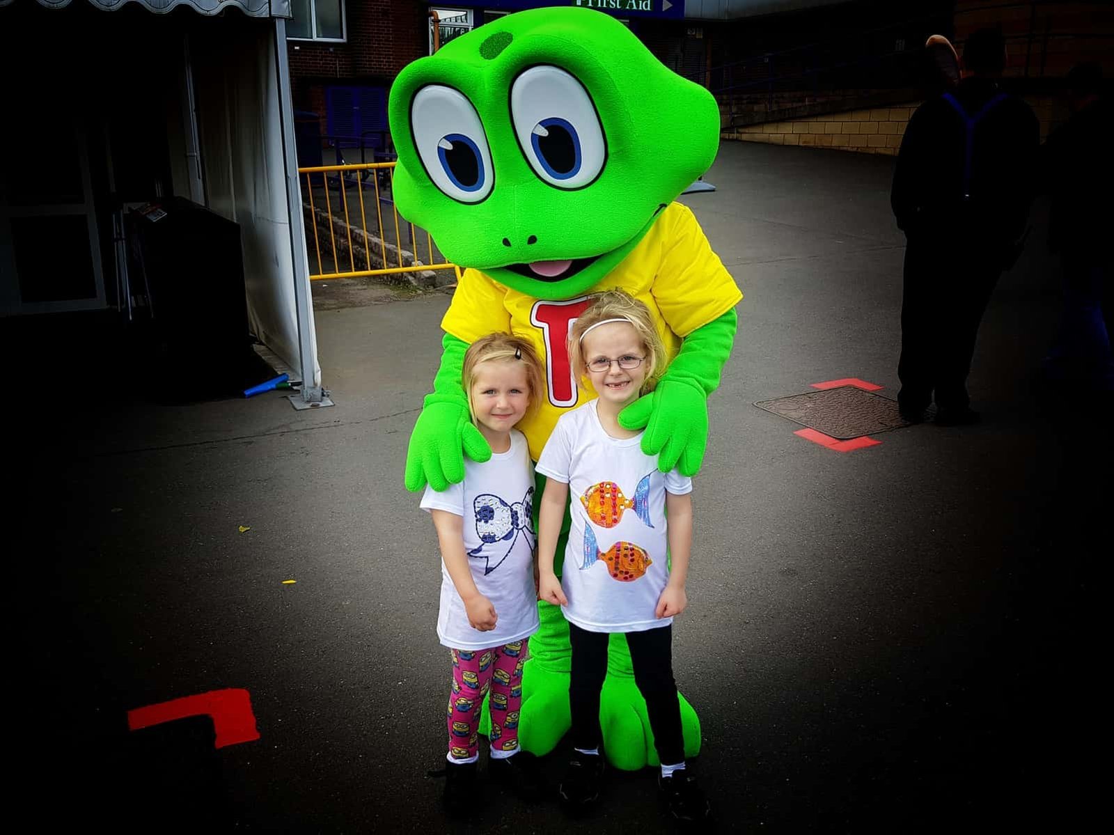 Little girls with Freddo frog