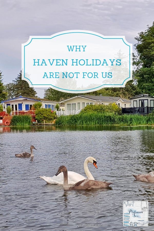 Haven Holidays | Haven Holiday parks across the UK are dog friendly and they attract visitors to their caravans and campsites. Aimed at families, there is plenty of entertainment for children and adults alike. Find out why we're not fans of Haven holidays despite the fact that we love UK travel with dogs and children. #UKTravel #camping #holidaypark #familytravel #familyholidays #dogfriendly