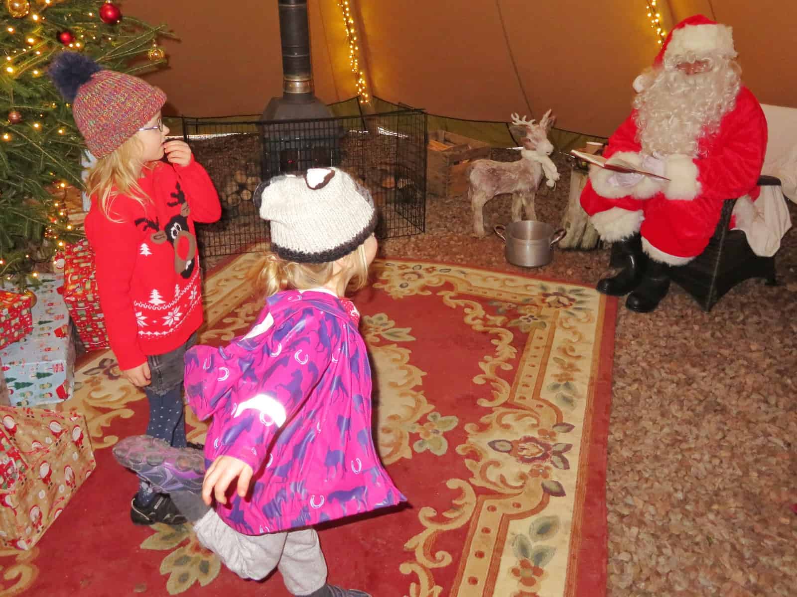 Santa Drive Eastnor Land Rover Children dancing for Santa