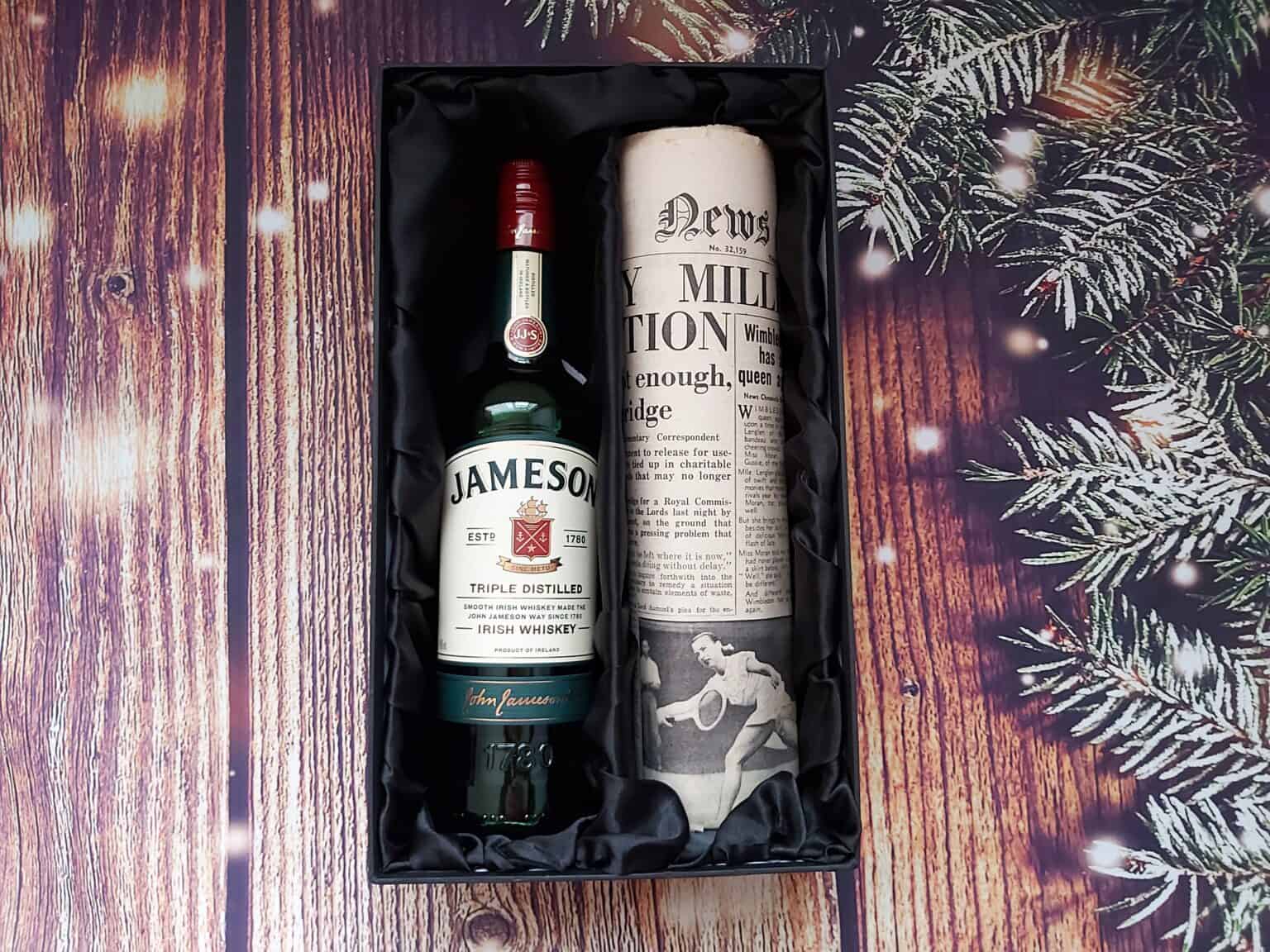 Jameson Irish Whiskey and Newspaper Gift Set Review [AD