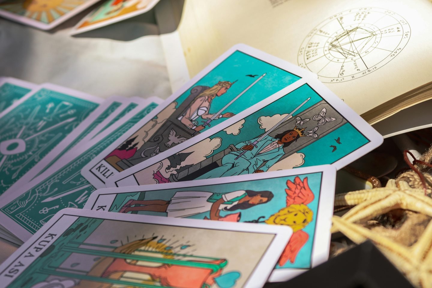 pexels free photo - close-up-shot-of-tarot-cards-14683262/