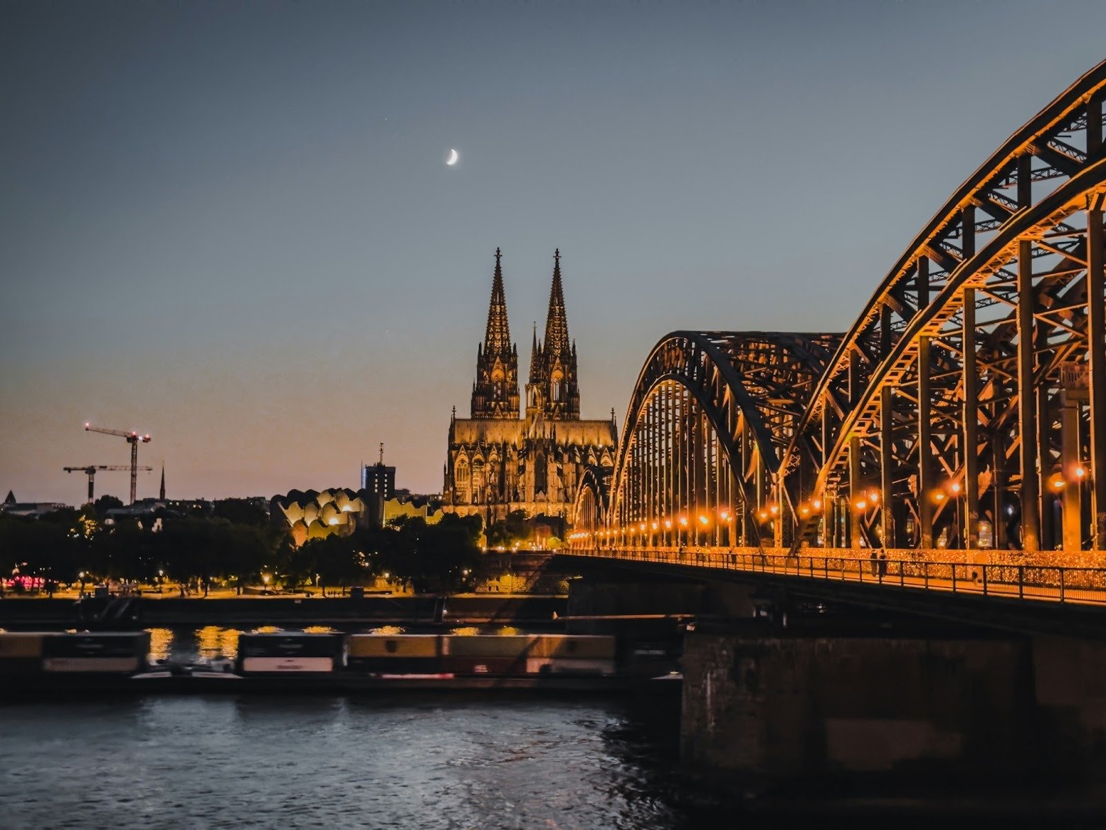 Between the Rhine and the Alps: Germany’s Cultural Cities and Switzerland’s Natural Landmarks